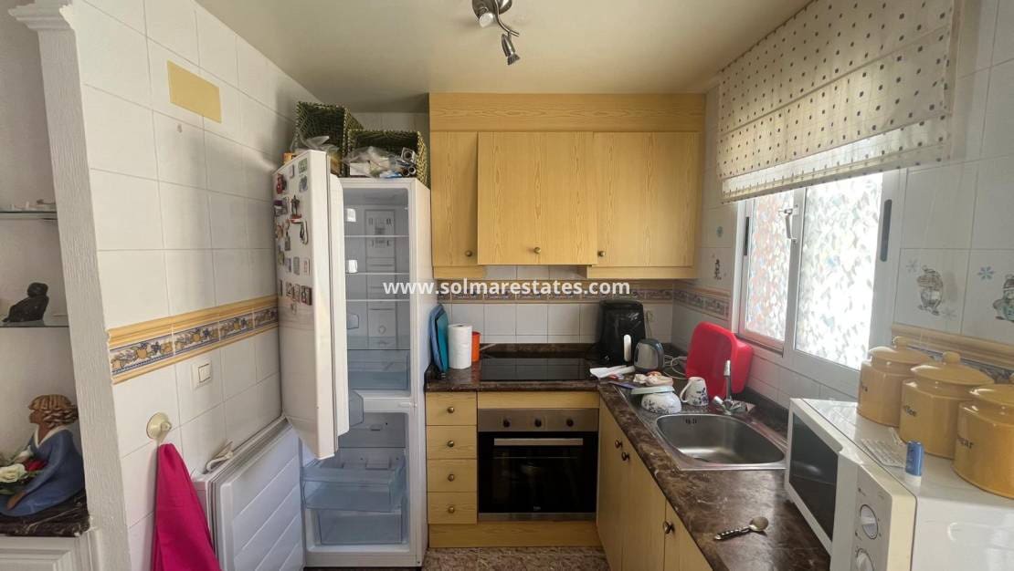 2 bedroom Townhouse for sale in Villamartin with pool - € 159,000 (Ref: 9606346)