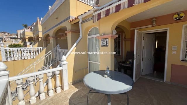 2 soveværelse Byhus til salg i Villamartin, Orihuela med swimmingpool - € 159.000 (Ref: 9606346)