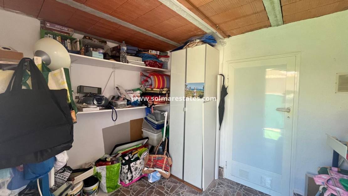 2 bedroom Townhouse for sale in Villamartin with pool - € 159,000 (Ref: 9606346)