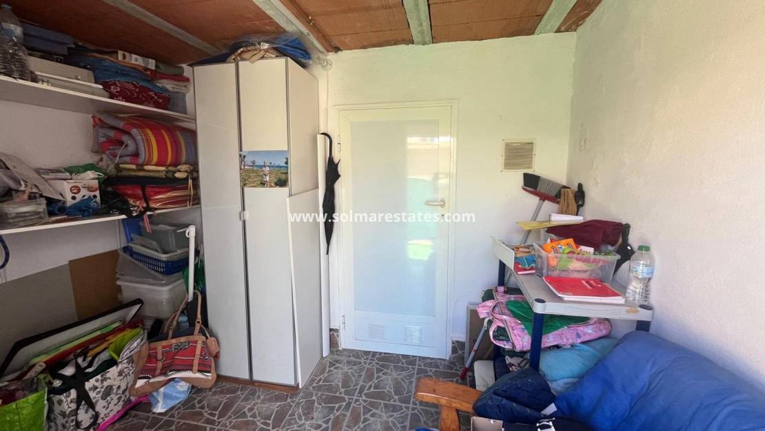 2 bedroom Townhouse for sale in Villamartin with pool - € 159,000 (Ref: 9606346)