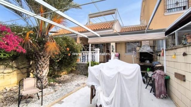 2 bedroom Bungalow for sale in Ciudad Quesada, Rojales with pool - € 165,000 (Ref: 9606347)