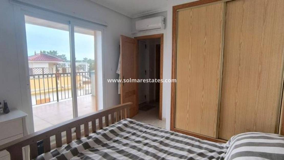 2 soveværelse Lejlighed til salg i Daya Vieja - € 139.950 (Ref: 9606348)