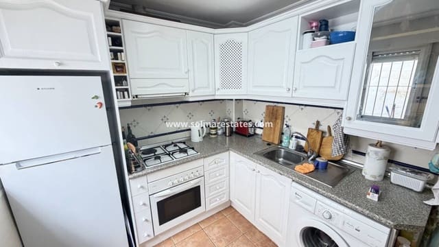 3 makuuhuone Omakotitalo myytävänä paikassa Cabo Roig, Orihuela mukana uima-altaan - 249 995 € (Ref: 9606349)