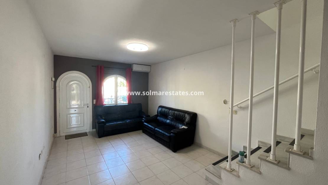 2 soverom Hus til salgs i La Florida med svømmebasseng - € 179 950 (Ref: 9606350)