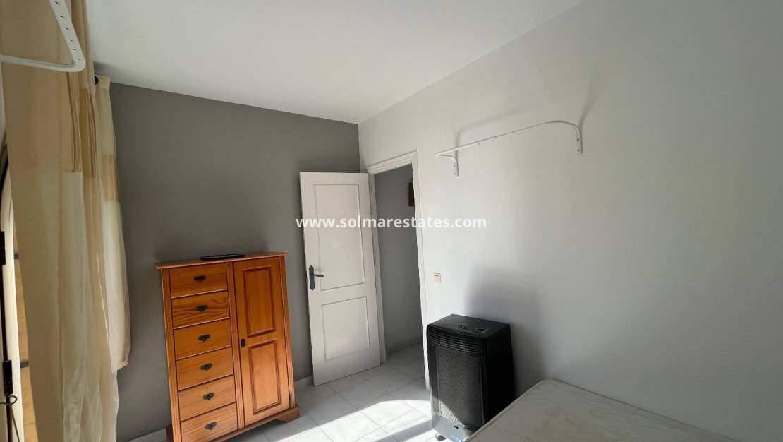 2 soverom Hus til salgs i La Florida med svømmebasseng - € 179 950 (Ref: 9606350)