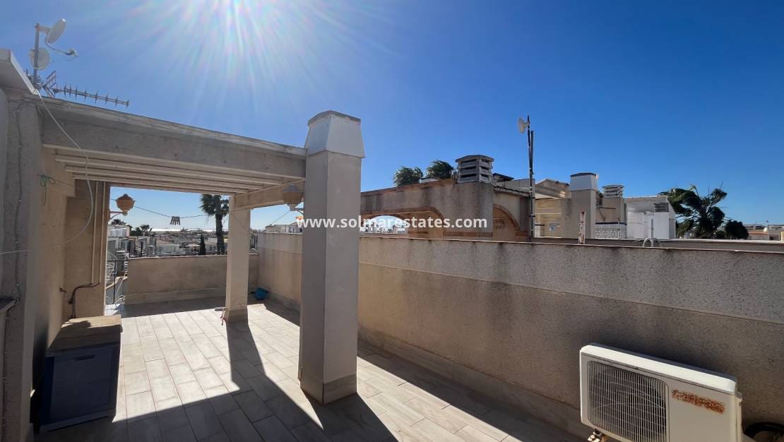 2 soverom Hus til salgs i La Florida med svømmebasseng - € 179 950 (Ref: 9606350)