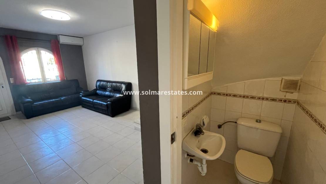 2 soverom Hus til salgs i La Florida med svømmebasseng - € 179 950 (Ref: 9606350)