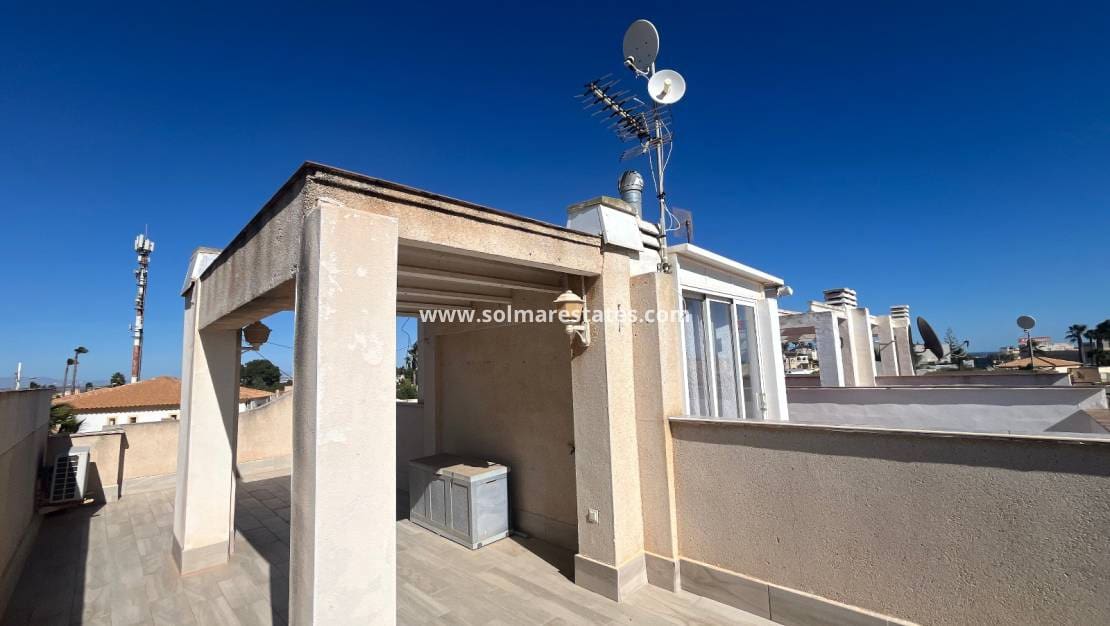 2 soverom Hus til salgs i La Florida med svømmebasseng - € 179 950 (Ref: 9606350)