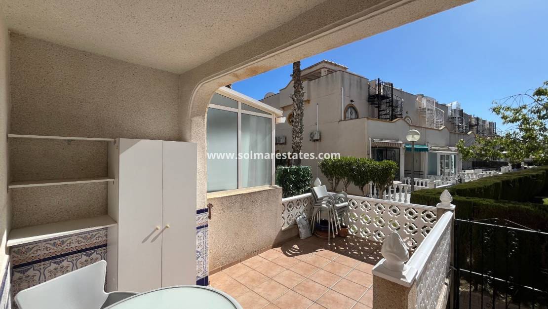 2 soverom Hus til salgs i La Florida med svømmebasseng - € 179 950 (Ref: 9606350)