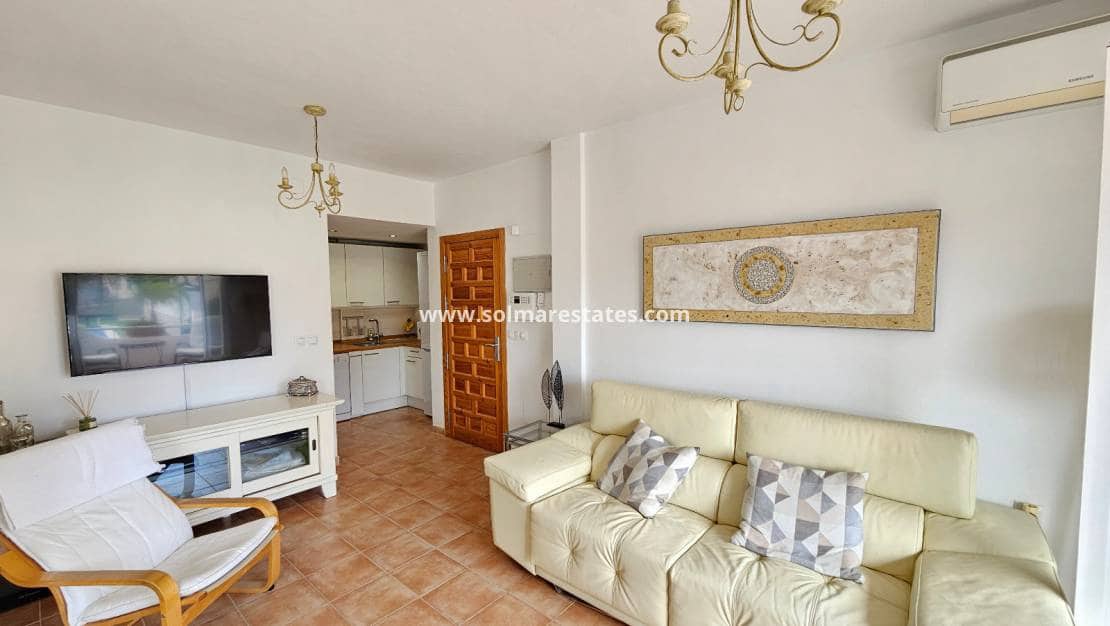 2 sypialnia Apartament na sprzedaż w Villamartin z basenem - 199 000 € (Ref: 9606579)