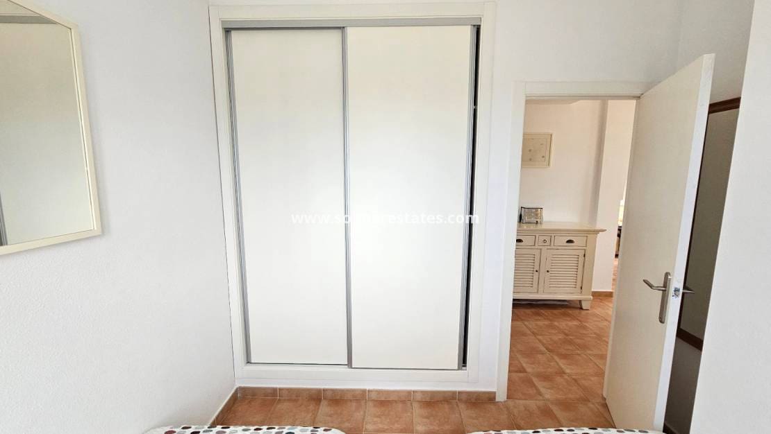2 sypialnia Apartament na sprzedaż w Villamartin z basenem - 199 000 € (Ref: 9606579)