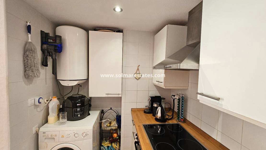 2 sypialnia Apartament na sprzedaż w Villamartin z basenem - 199 000 € (Ref: 9606579)