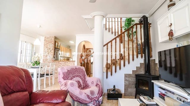 2 sypialnia Willa na sprzedaż w El Raso, Guardamar del Segura z basenem - 247 000 € (Ref: 9610103)