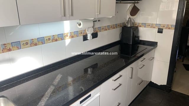 3 makuuhuone Omakotitalo myytävänä paikassa Heredades, Almoradí mukana uima-altaan - 159 995 € (Ref: 9614068)