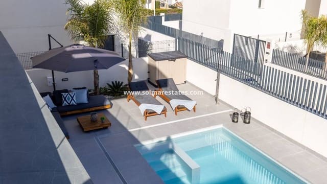 3 soverom Villa til salgs i Algorfa med svømmebasseng - € 550 000 (Ref: 9616814)