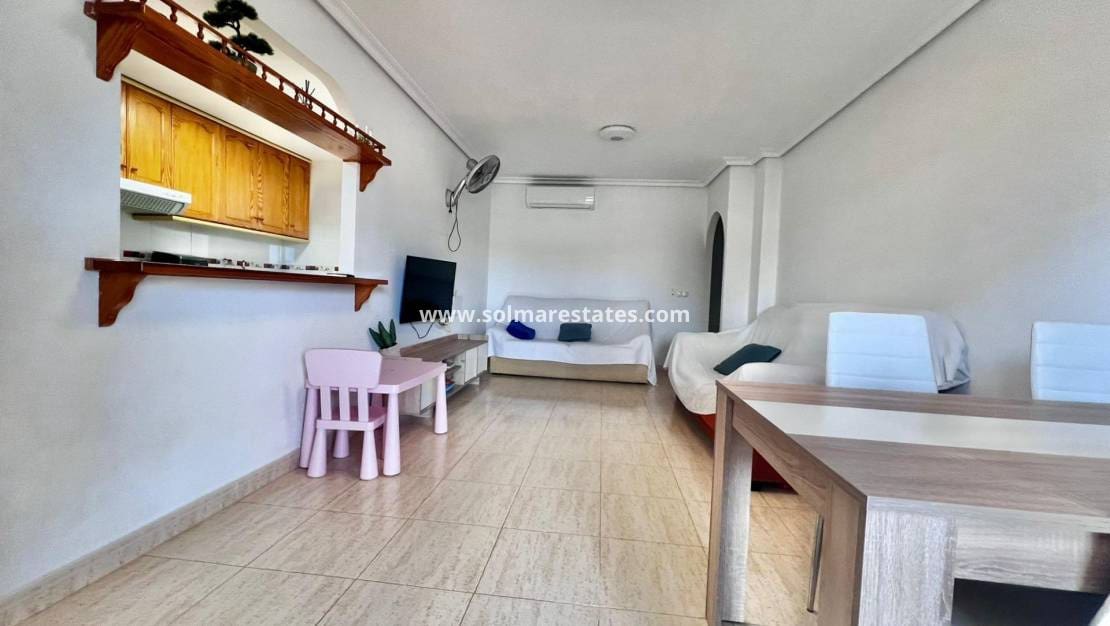 2 soverom Leilighet til salgs i Pilar de la Horadada med svømmebasseng - € 220 000 (Ref: 9616816)