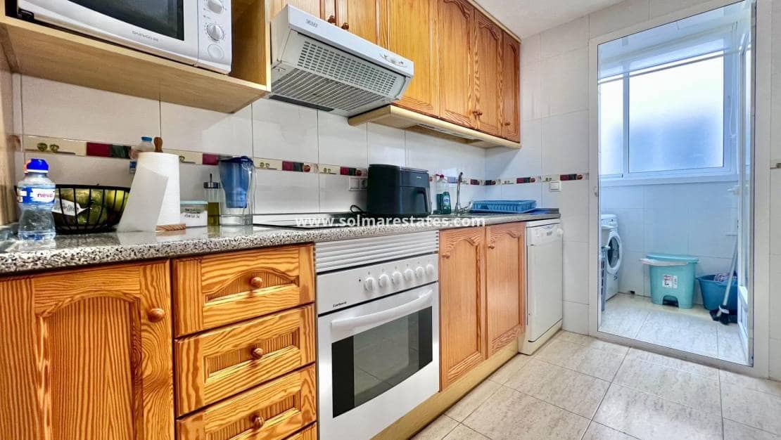 2 soverom Leilighet til salgs i Pilar de la Horadada med svømmebasseng - € 220 000 (Ref: 9616816)