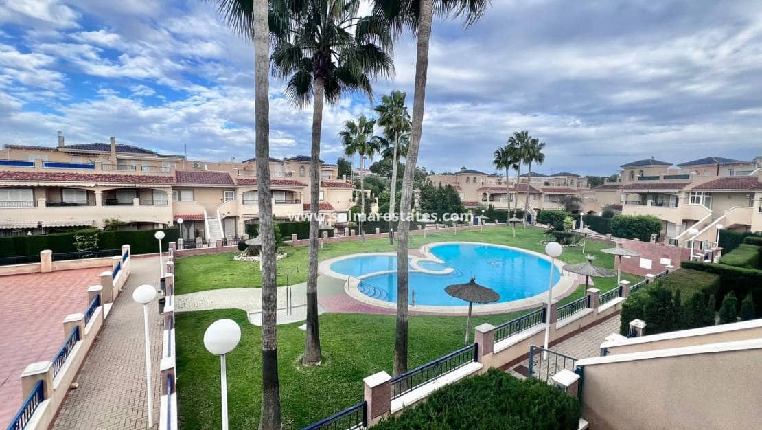 2 soverom Leilighet til salgs i Pilar de la Horadada med svømmebasseng - € 220 000 (Ref: 9616816)