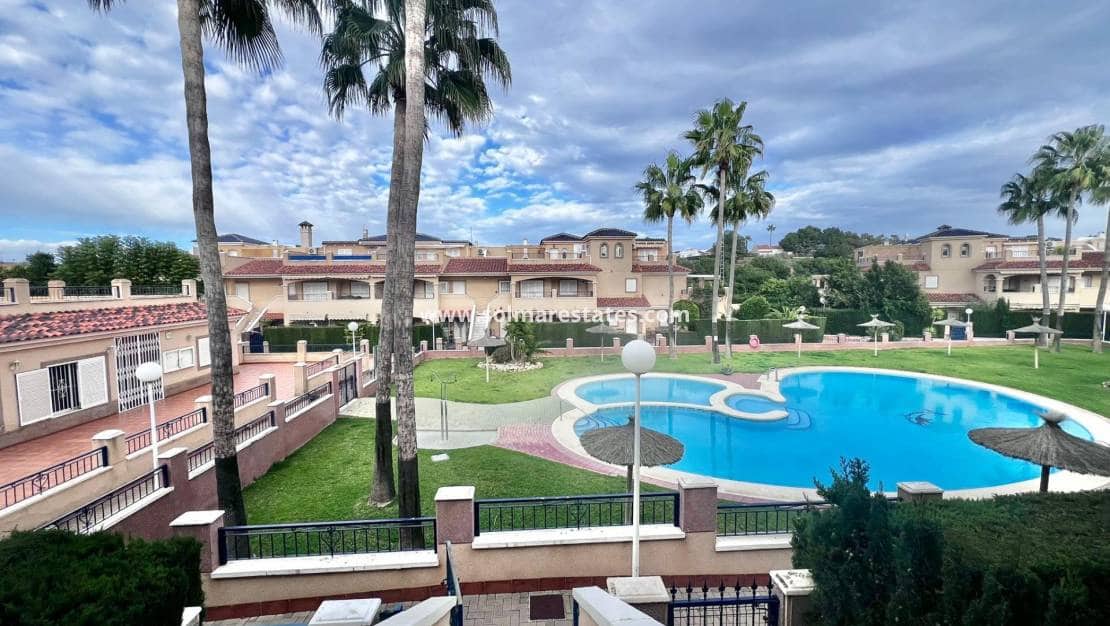 2 soverom Leilighet til salgs i Pilar de la Horadada med svømmebasseng - € 220 000 (Ref: 9616816)