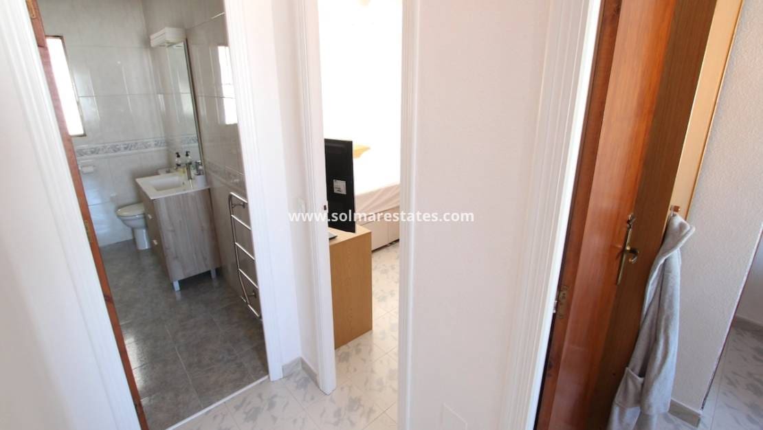 2 soveværelse Byhus til salg i Ciudad Quesada - € 165.000 (Ref: 9616818)