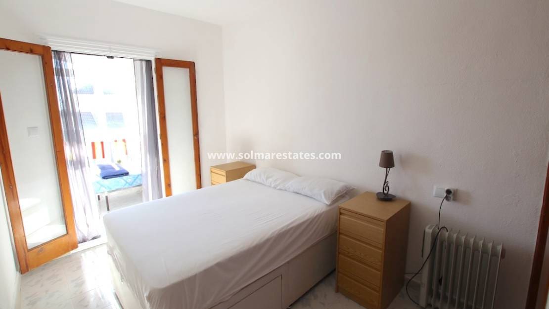 2 soveværelse Byhus til salg i Ciudad Quesada - € 165.000 (Ref: 9616818)