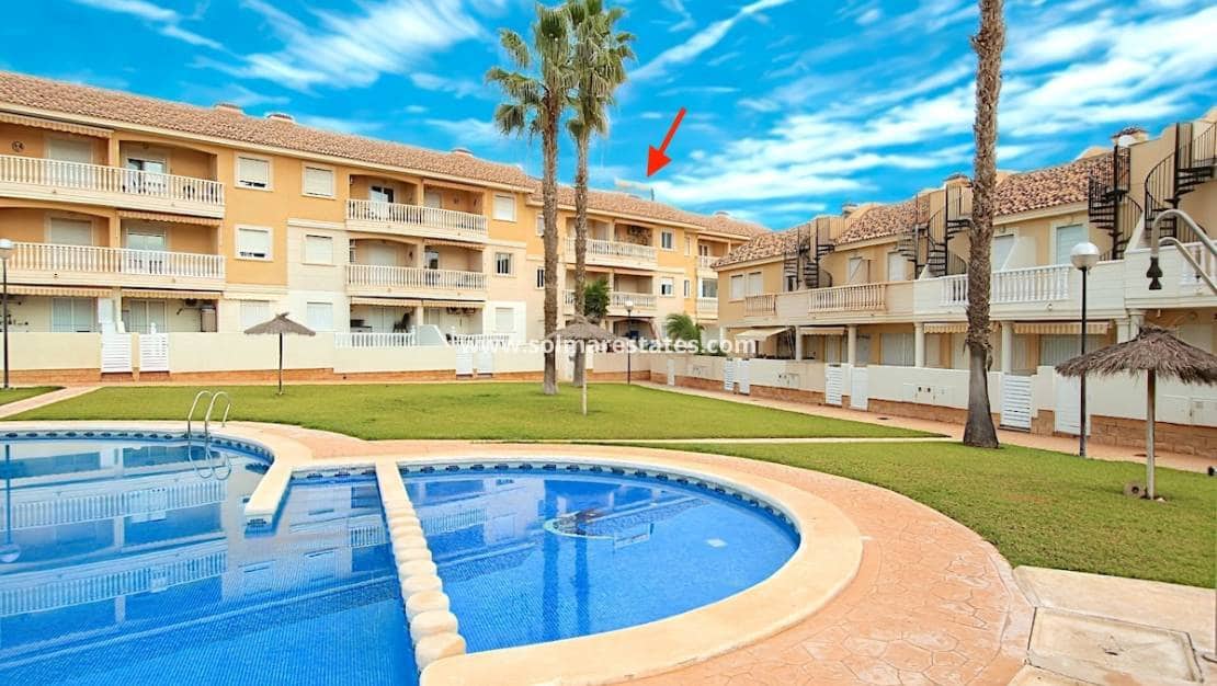 2 sovrum Lägenhet till salu i Cabo Roig med pool - 169 950 € (Ref: 9616819)