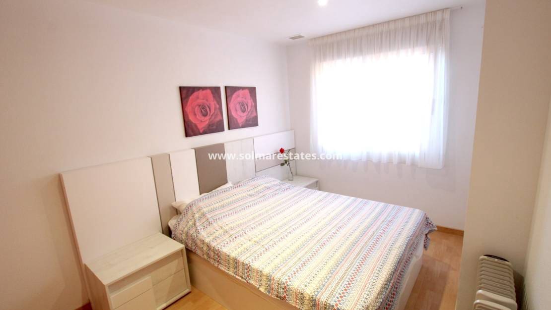 2 sypialnia Apartament na sprzedaż w Rojales z basenem - 94 500 € (Ref: 9616820)