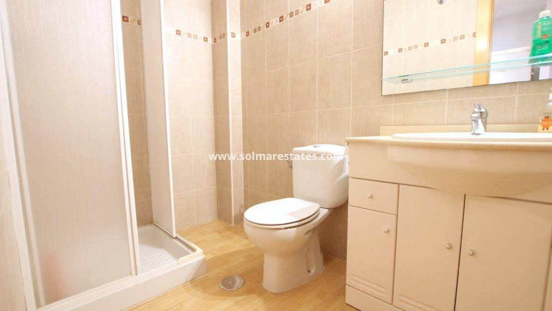 2 sypialnia Apartament na sprzedaż w Rojales z basenem - 94 500 € (Ref: 9616820)