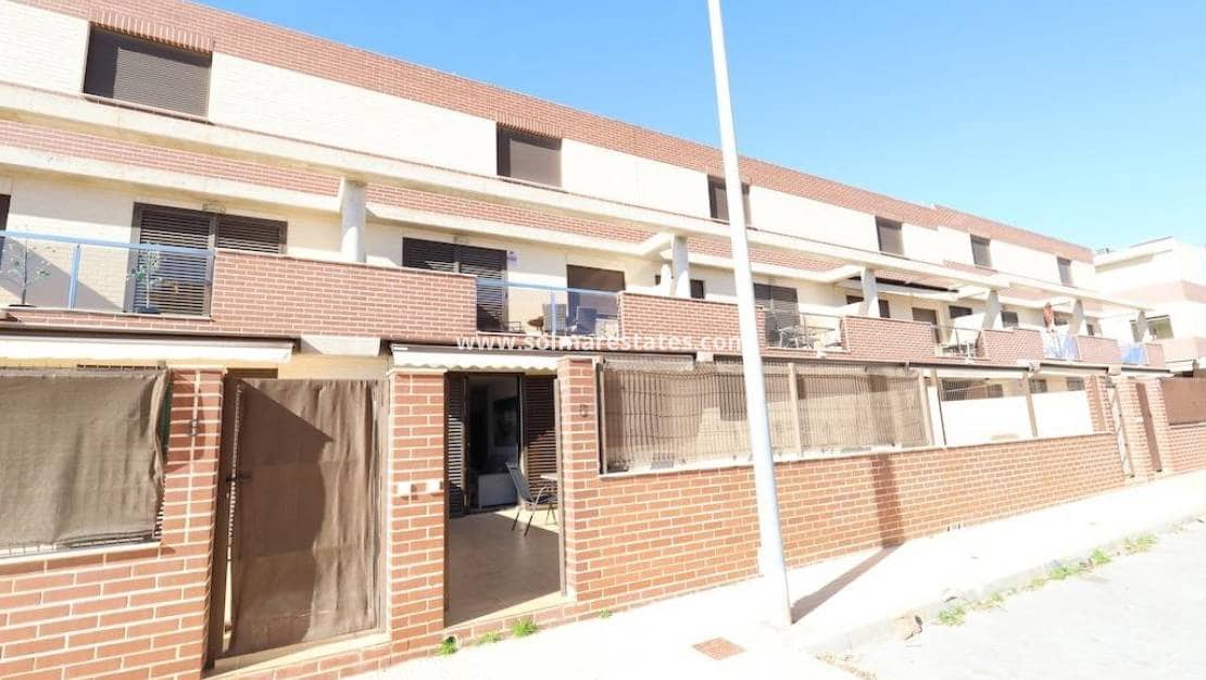 2 bedroom Apartment for sale in Cabo Roig with pool - € 185,000 (Ref: 9616823)
