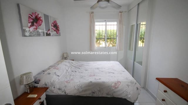 1 chambre Appartement à vendre à Villamartin, Orihuela avec piscine - 105 000 € (Ref: 9620680)