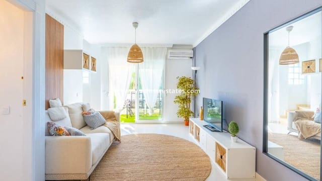 2 makuuhuone Omakotitalo myytävänä paikassa Algorfa mukana uima-altaan - 155 000 € (Ref: 9622918)