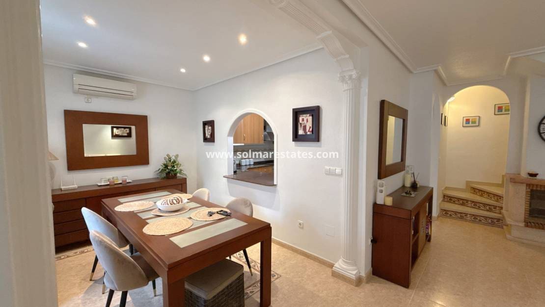 2 bedroom Townhouse for sale in La Zenia with pool - € 249,950 (Ref: 9622919)