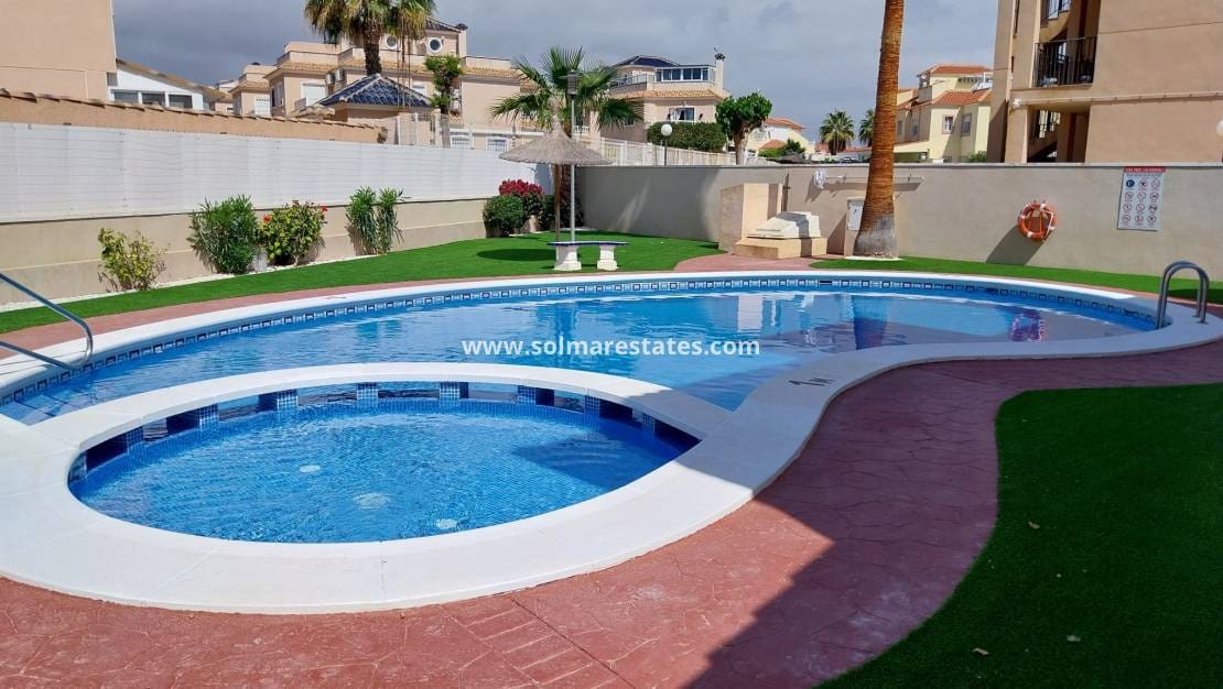 2 bedroom Townhouse for sale in La Zenia with pool - € 249,950 (Ref: 9622919)