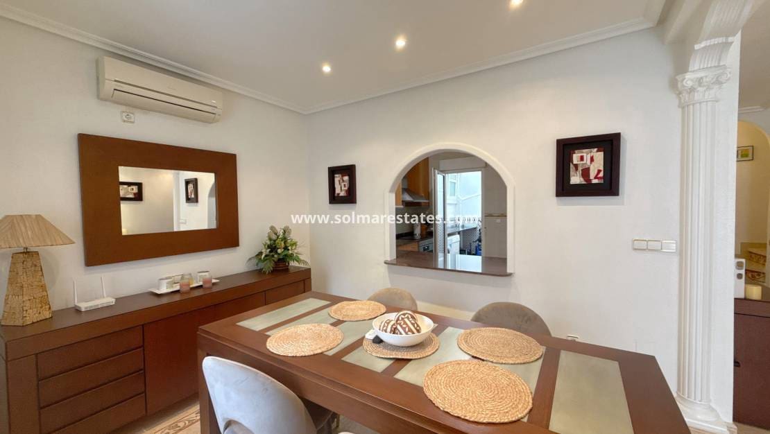 2 bedroom Townhouse for sale in La Zenia with pool - € 249,950 (Ref: 9622919)