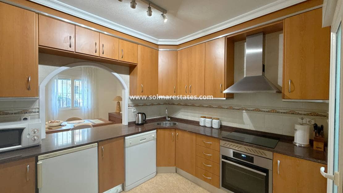 2 bedroom Townhouse for sale in La Zenia with pool - € 249,950 (Ref: 9622919)