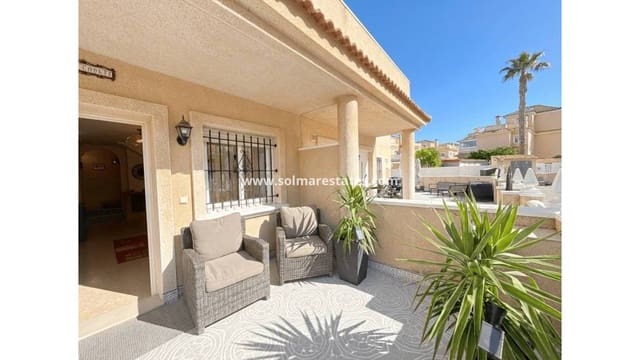 2 bedroom Townhouse for sale in La Zenia, Orihuela with pool - € 249,950 (Ref: 9622919)
