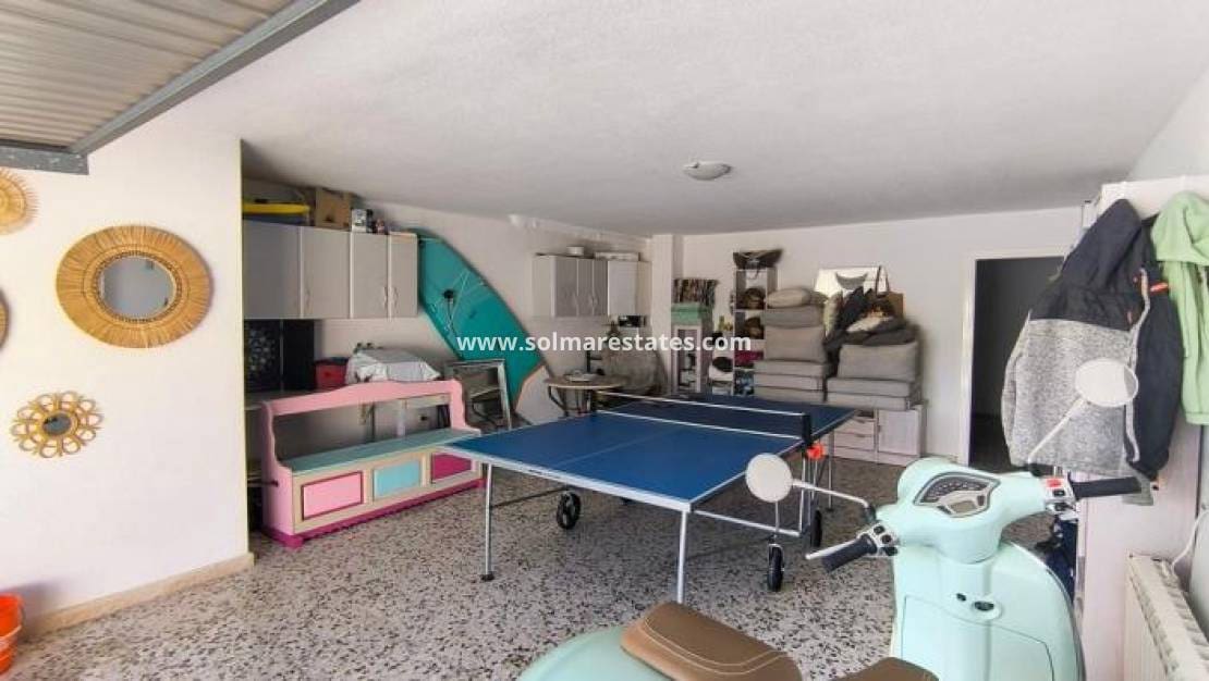 2 makuuhuone Omakotitalo myytävänä paikassa Ciudad Quesada mukana uima-altaan - 265 000 € (Ref: 9622920)