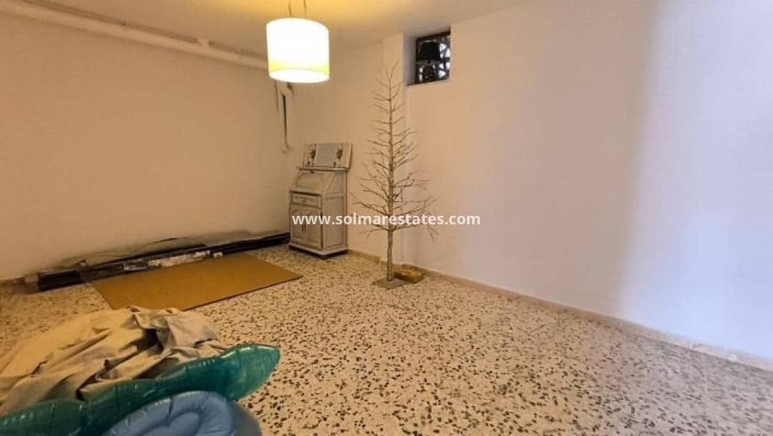 2 makuuhuone Omakotitalo myytävänä paikassa Ciudad Quesada mukana uima-altaan - 265 000 € (Ref: 9622920)