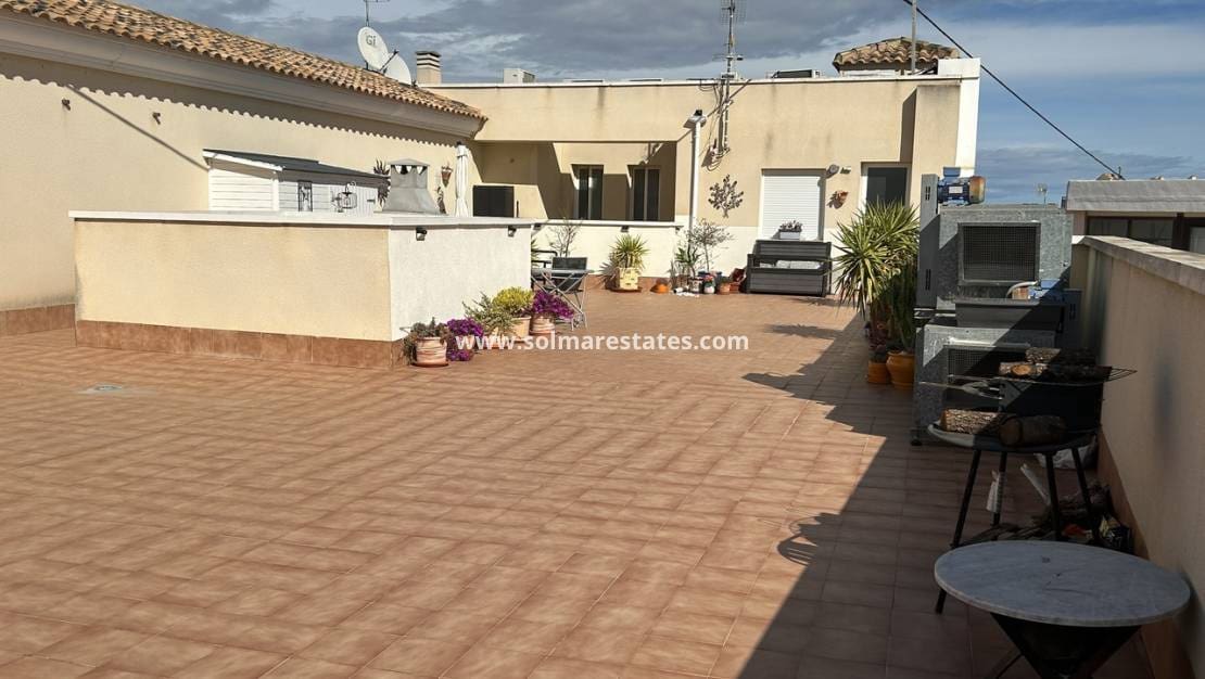 2 soveværelse Lejlighed til salg i San Miguel de Salinas - € 155.000 (Ref: 9622921)