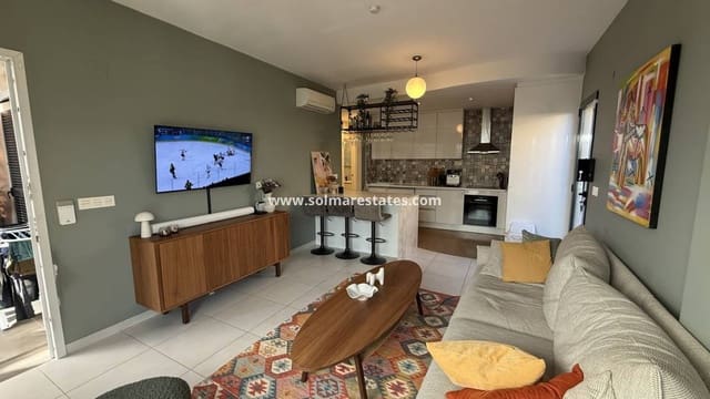 3 sovrum Villa till salu i La Zenia, Orihuela med pool - 499 999 € (Ref: 9622922)