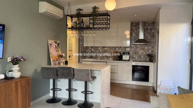 3 sovrum Villa till salu i La Zenia, Orihuela med pool - 499 999 € (Ref: 9622922)