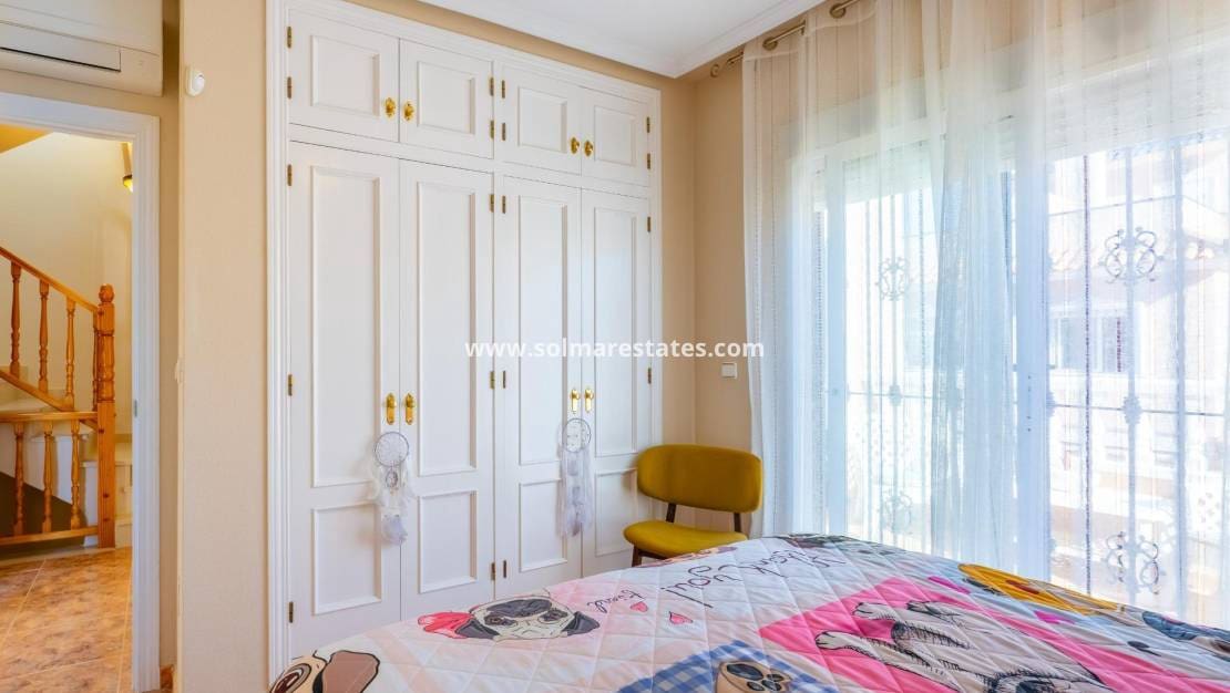 2 bedroom Terraced Villa for sale in Cabo Roig with pool - € 258,500 (Ref: 9622925)