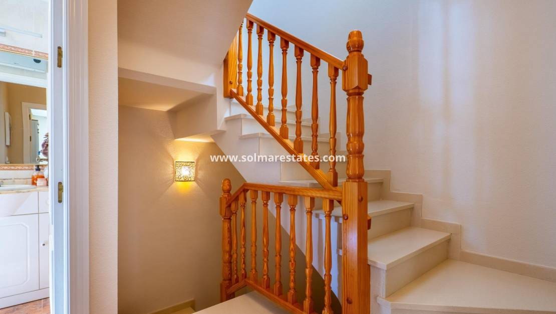 2 bedroom Terraced Villa for sale in Cabo Roig with pool - € 258,500 (Ref: 9622925)