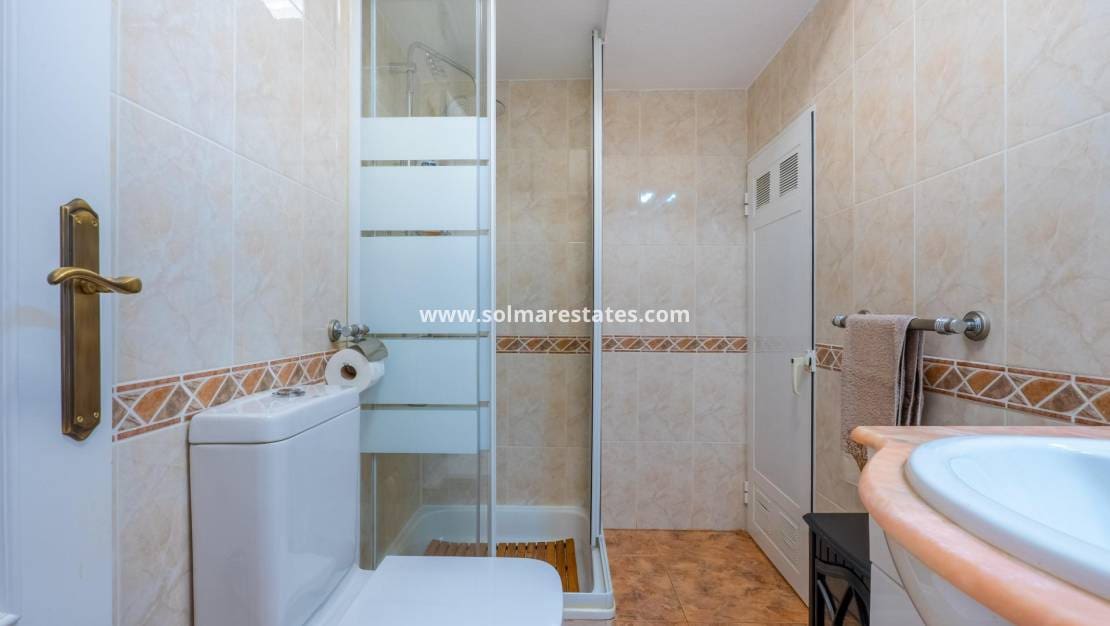 2 bedroom Terraced Villa for sale in Cabo Roig with pool - € 258,500 (Ref: 9622925)