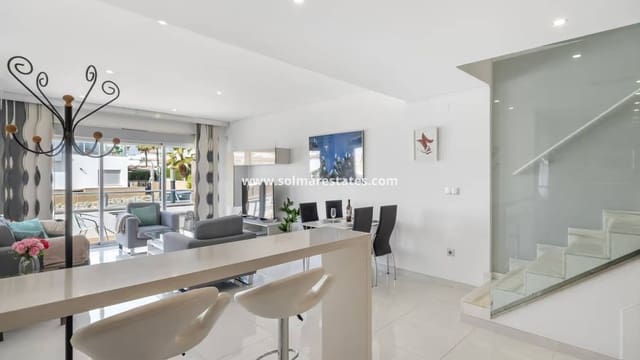 3 bedroom Semi-detached Villa for sale in Punta Prima, Orihuela with pool - € 375,000 (Ref: 9623216)