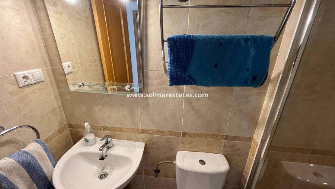 2 sypialnia Apartament na sprzedaż w Orihuela Costa z basenem - 169 995 € (Ref: 9624051)
