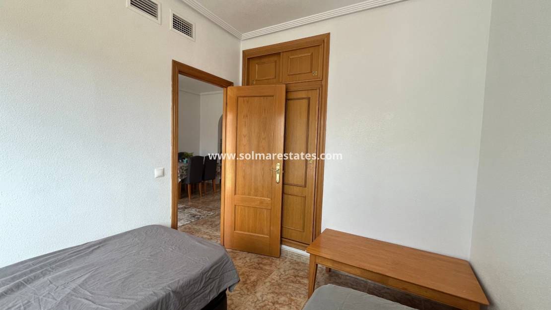 2 sypialnia Apartament na sprzedaż w Orihuela Costa z basenem - 169 995 € (Ref: 9624051)