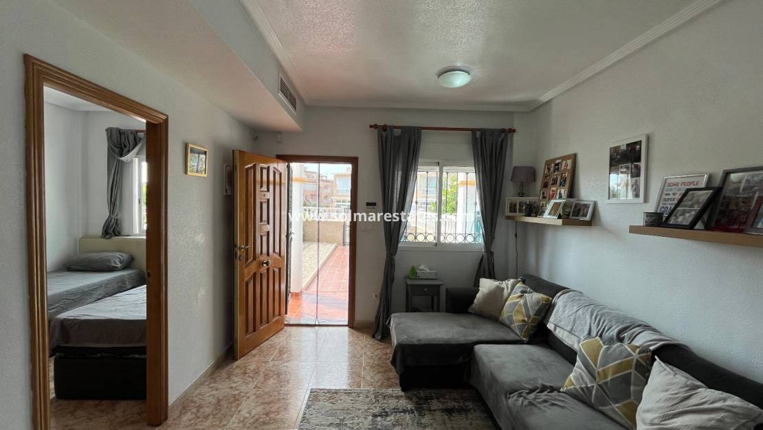 2 sypialnia Apartament na sprzedaż w Orihuela Costa z basenem - 169 995 € (Ref: 9624051)