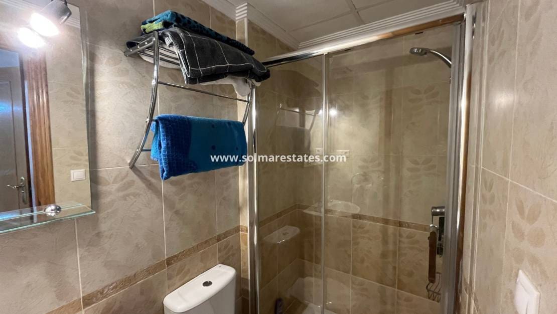 2 sypialnia Apartament na sprzedaż w Orihuela Costa z basenem - 169 995 € (Ref: 9624051)