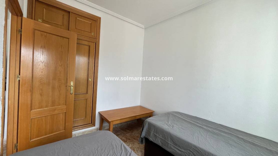 2 sypialnia Apartament na sprzedaż w Orihuela Costa z basenem - 169 995 € (Ref: 9624051)